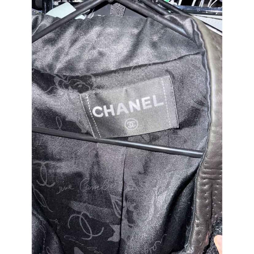 Chanel Straight Hardware Coat Black Cotton Very good condition - Box View