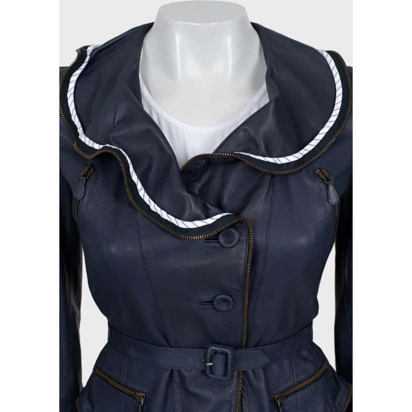 Alexander Mcqueen Jacket Blue Leather Very good condition - Model View