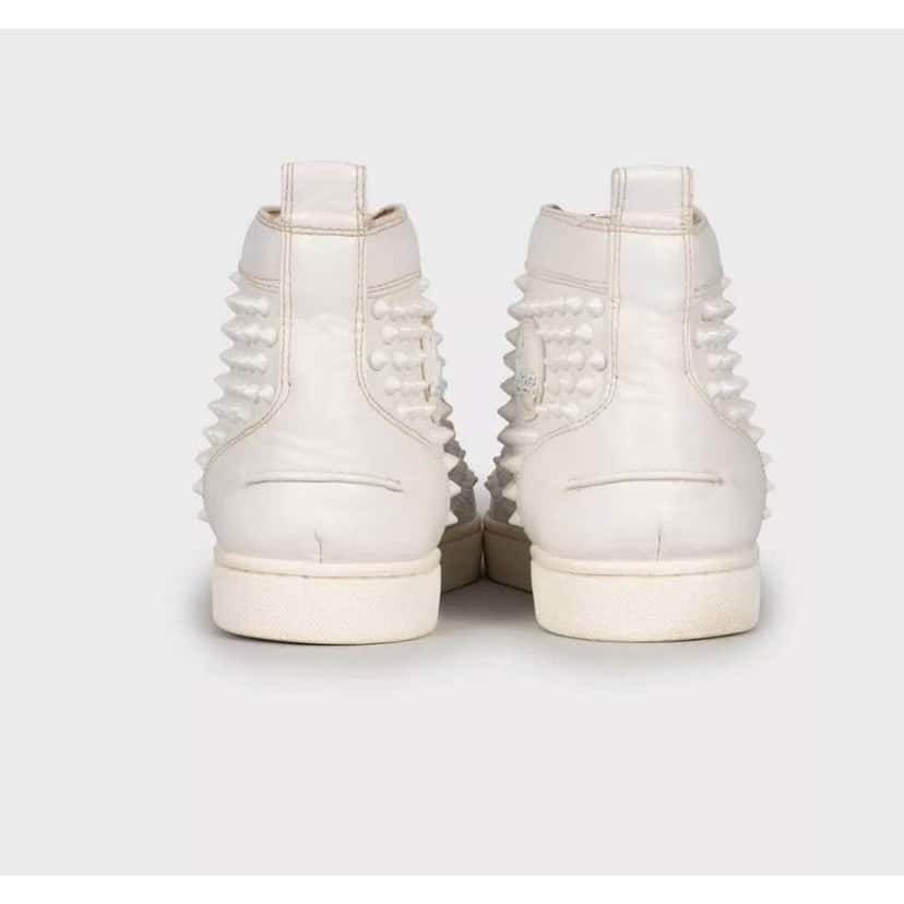 Christian Louboutin Spiked Sneakers White Leather Very good condition - Model View