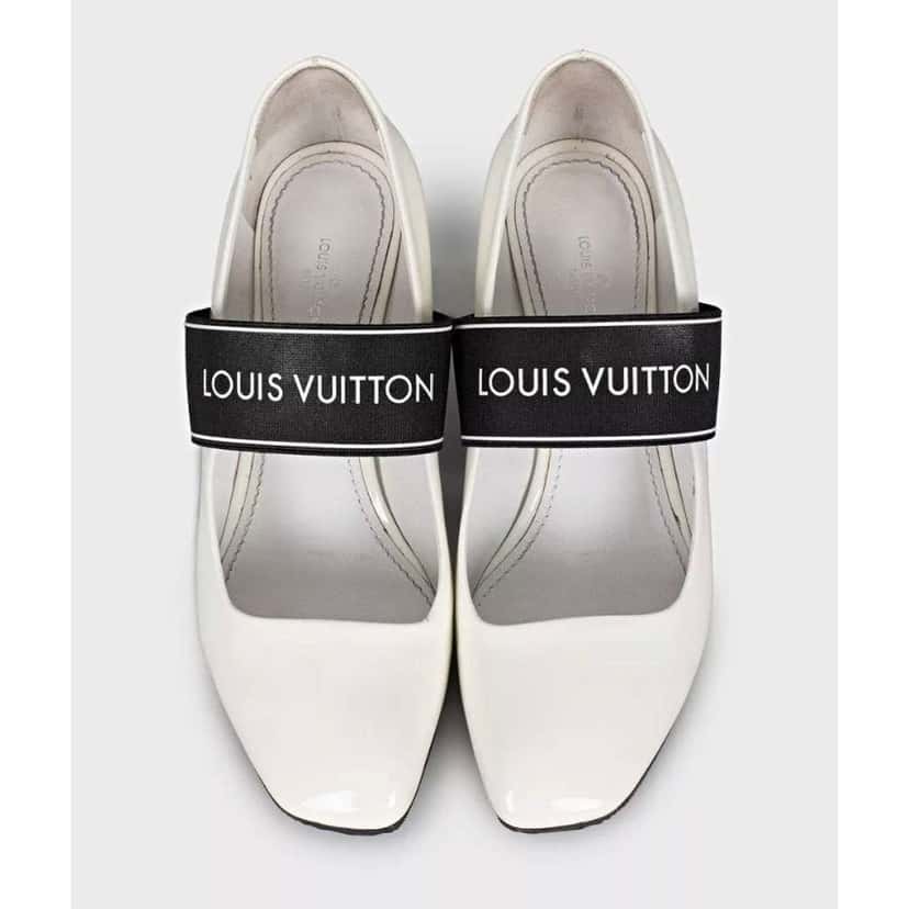 Louis Vuitton Elastic Heels White Leather Good condition - Back View
