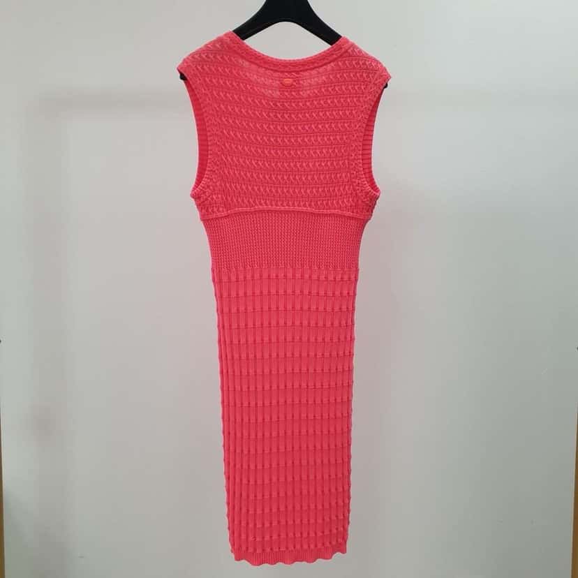 Chanel Textured Knit Dress Red Cotton Very good condition - Back View