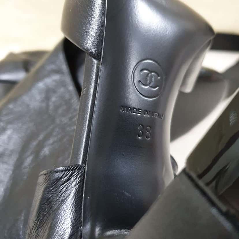 Chanel Lace Up Heeled Sandals Black Leather Very good condition - Model View