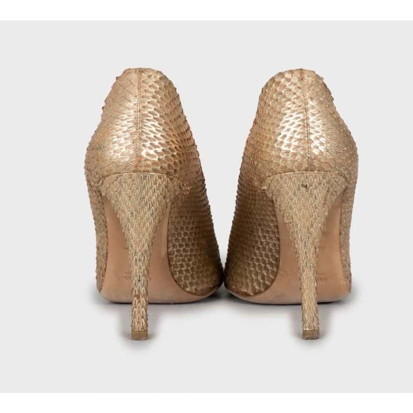 Prada Wedge Sandals Gold Leather Very good condition - Model View