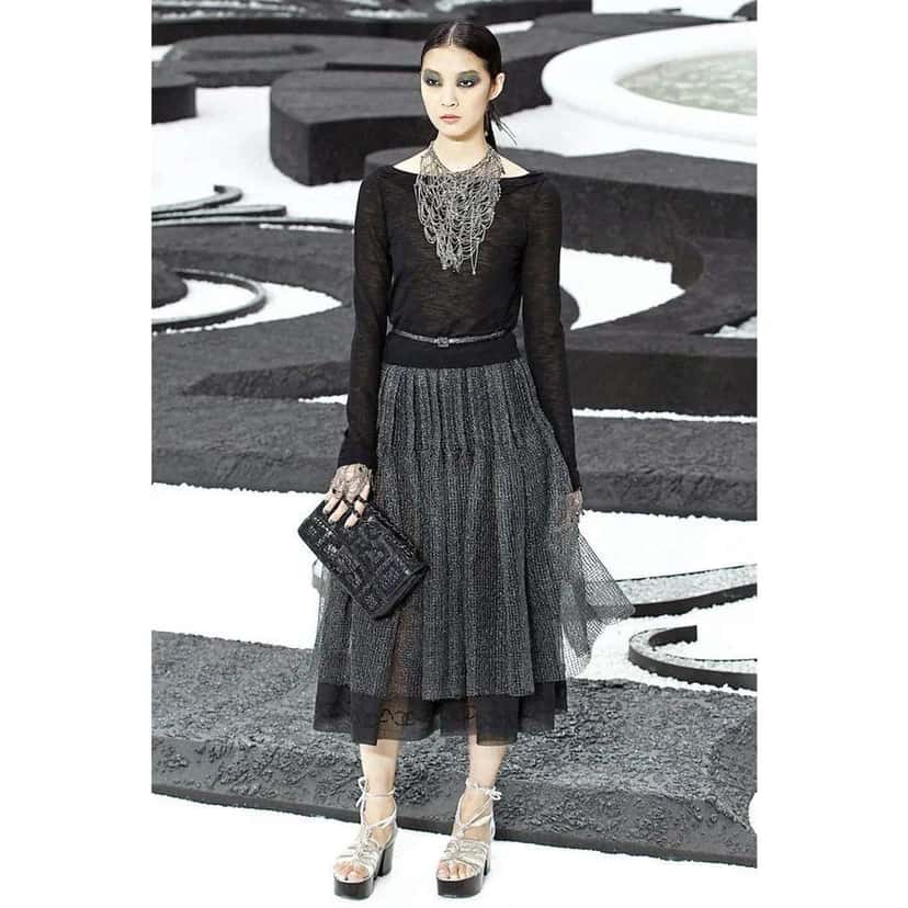 Chanel 2011 Viscone Top Black Cotton Very good condition - Back View