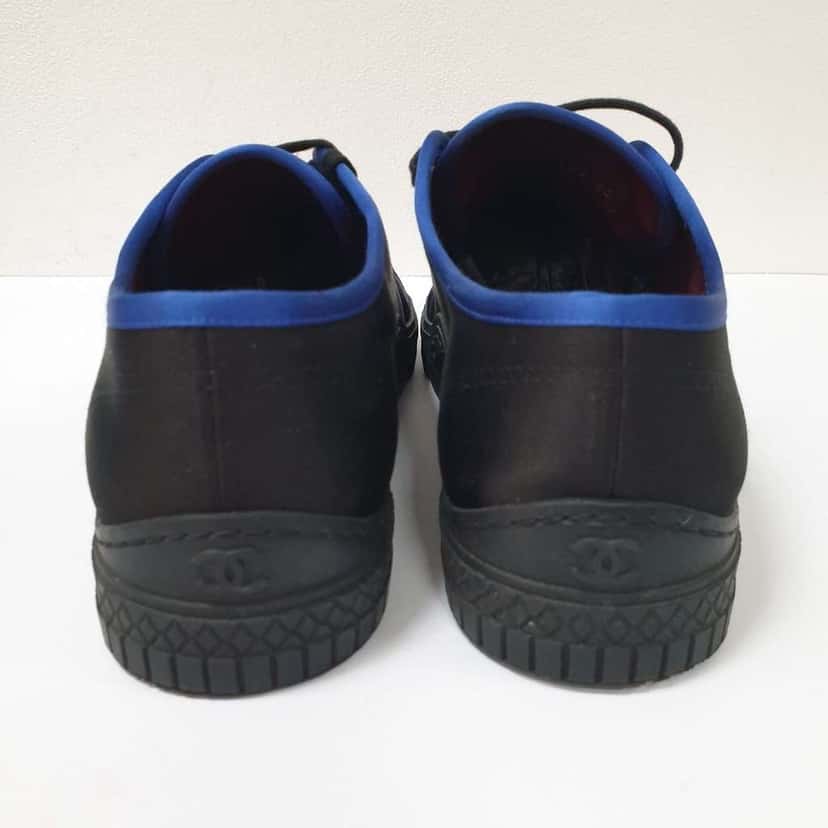 Chanel Sneakers Black Satin Very good condition - Box View