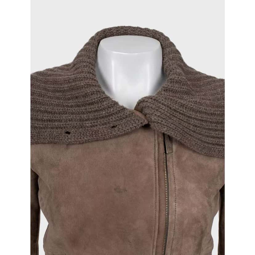 Gucci Collar Belted Jacket Brown Leather Very good condition - Model View