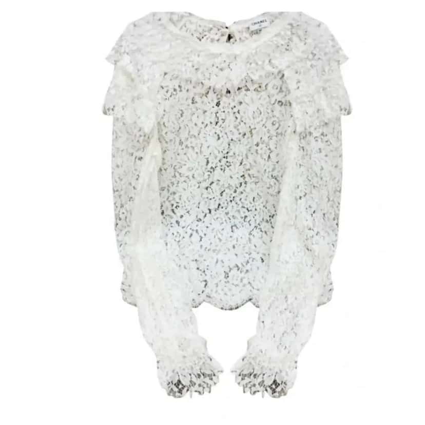 Chanel Floral Lace Blouse White Lace Very good condition - Box View