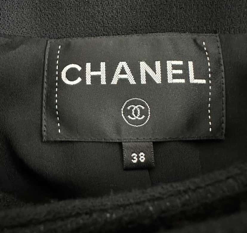 Chanel 19A Jacket Blazer Black Wool Very good condition - Inside View
