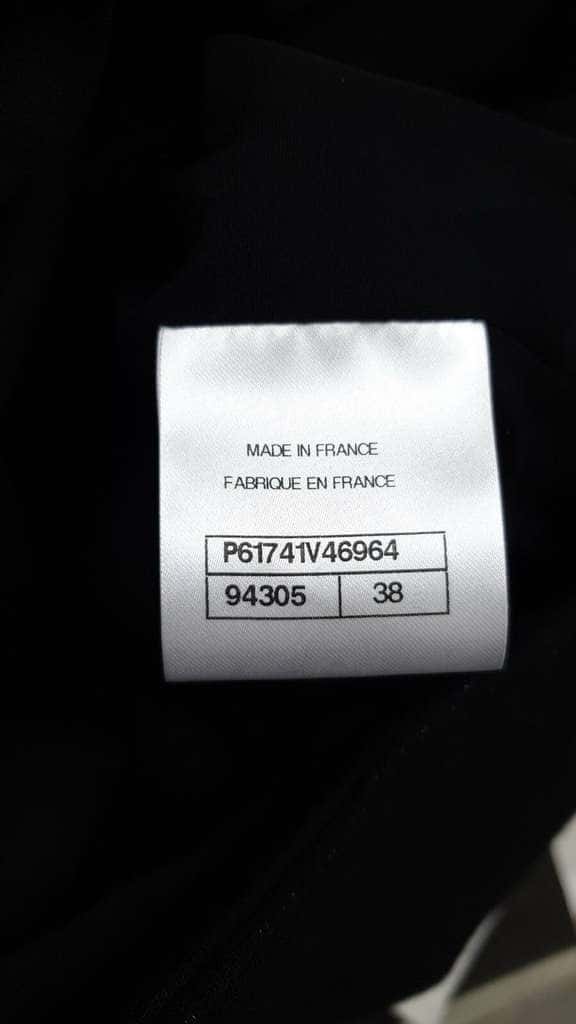 Chanel 19A Jacket Blazer Black Wool Very good condition - Box View