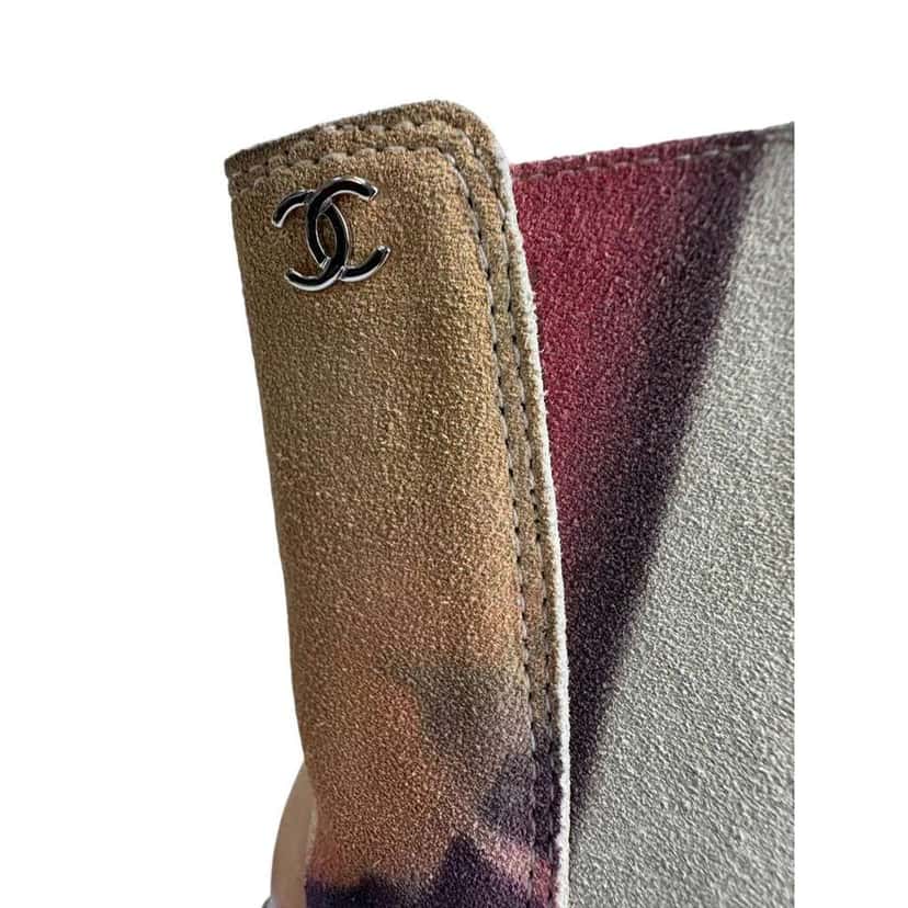 Chanel Tie Dye Effect Boots Black Leather Very good condition - Model View