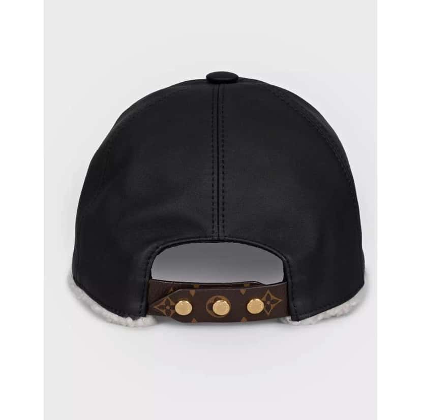 Louis Vuitton Lambskin Cap and Glove Set Black Leather Very good condition - Inside View