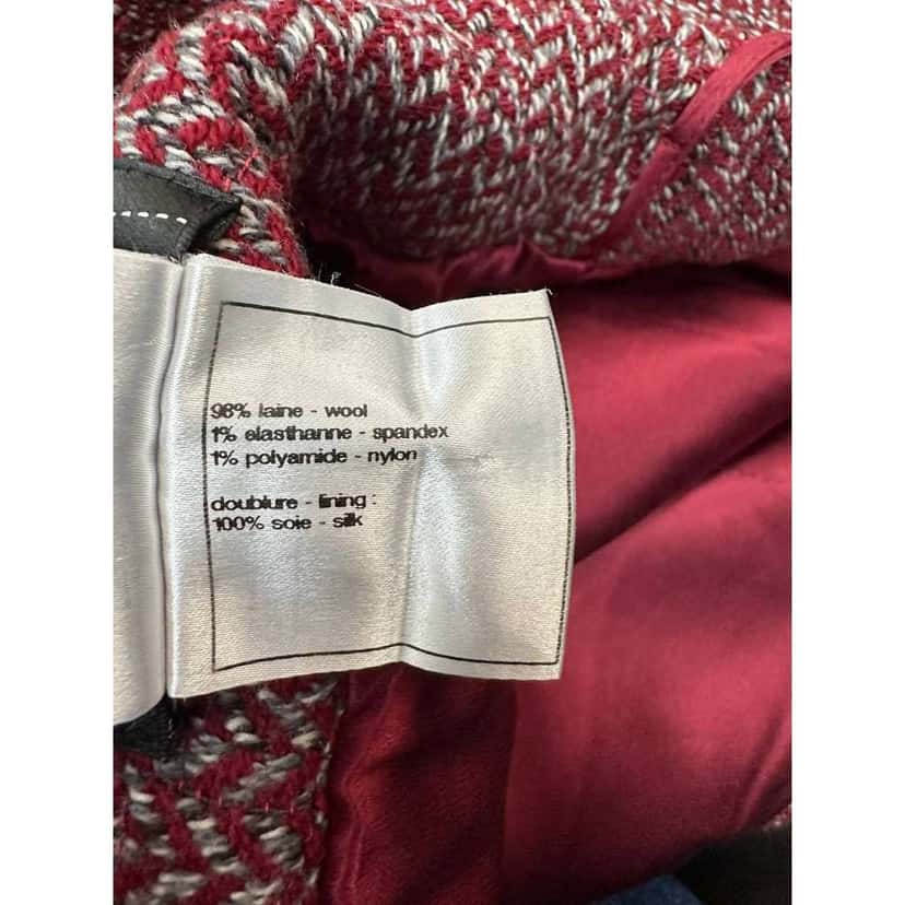 Chanel Wrap Skirt Black Wool Very good condition - Model View