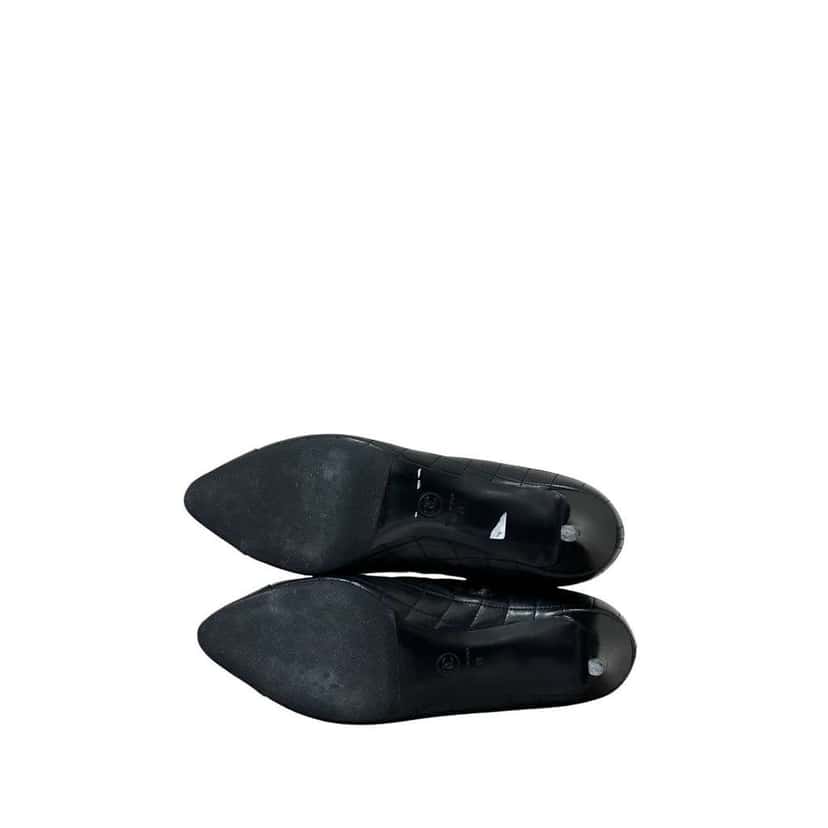 Chanel 2015 Camellia Accents Booties Camel Leather Very good condition - Box View