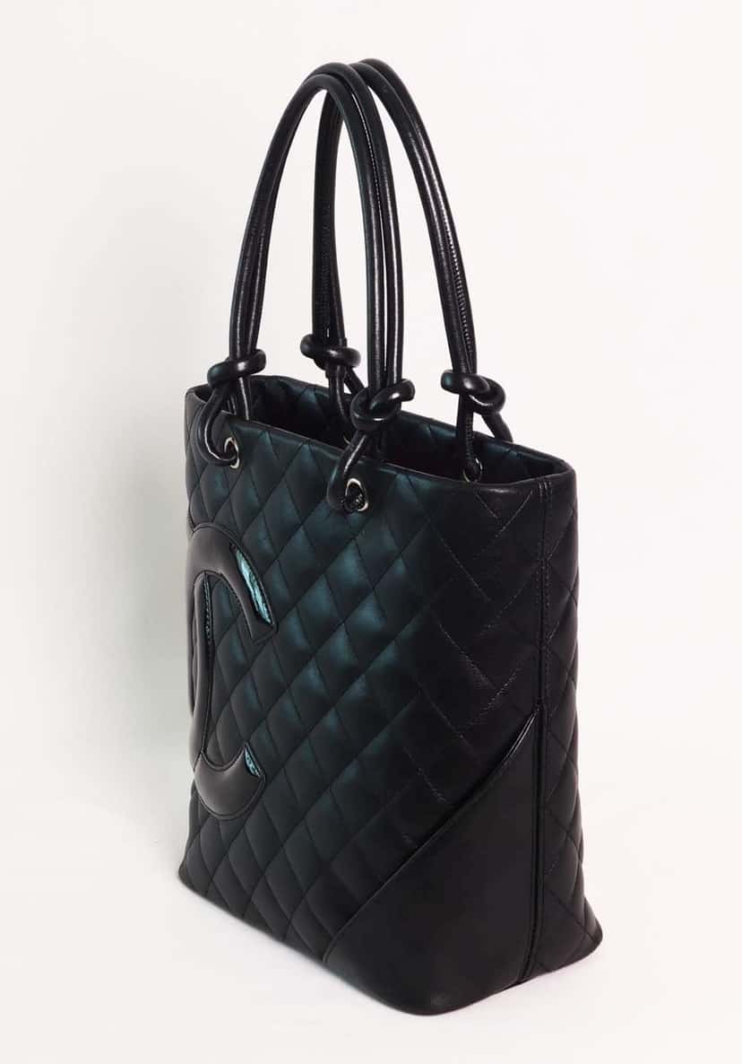 Chanel Cambon Medium Black Leather Very good condition - Model View
