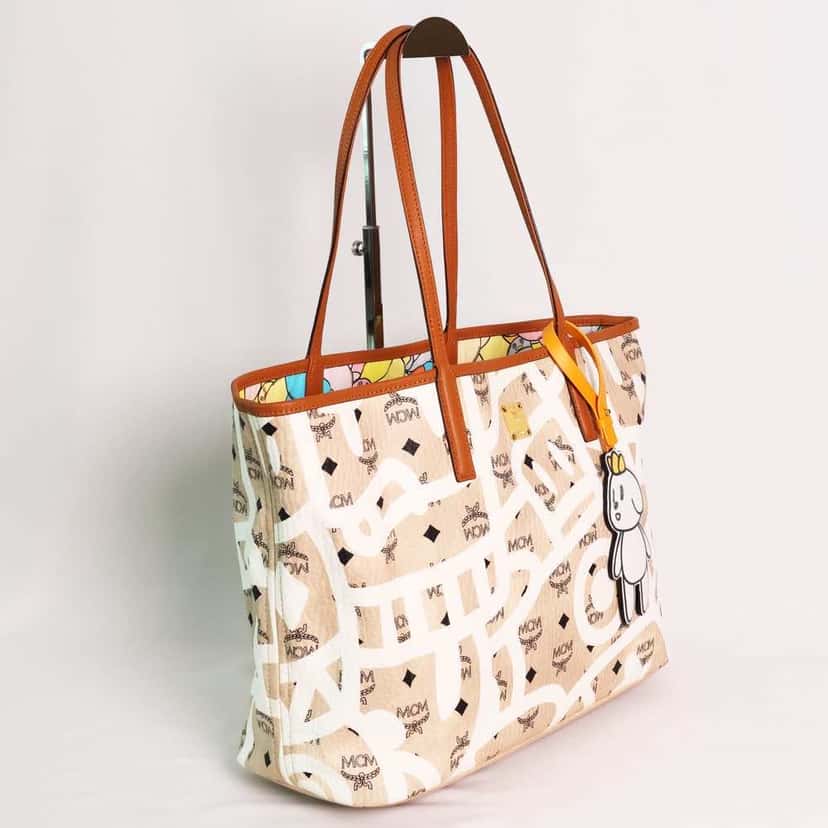 MCM Tote Bag MultiColor Leather Very good condition - Model View