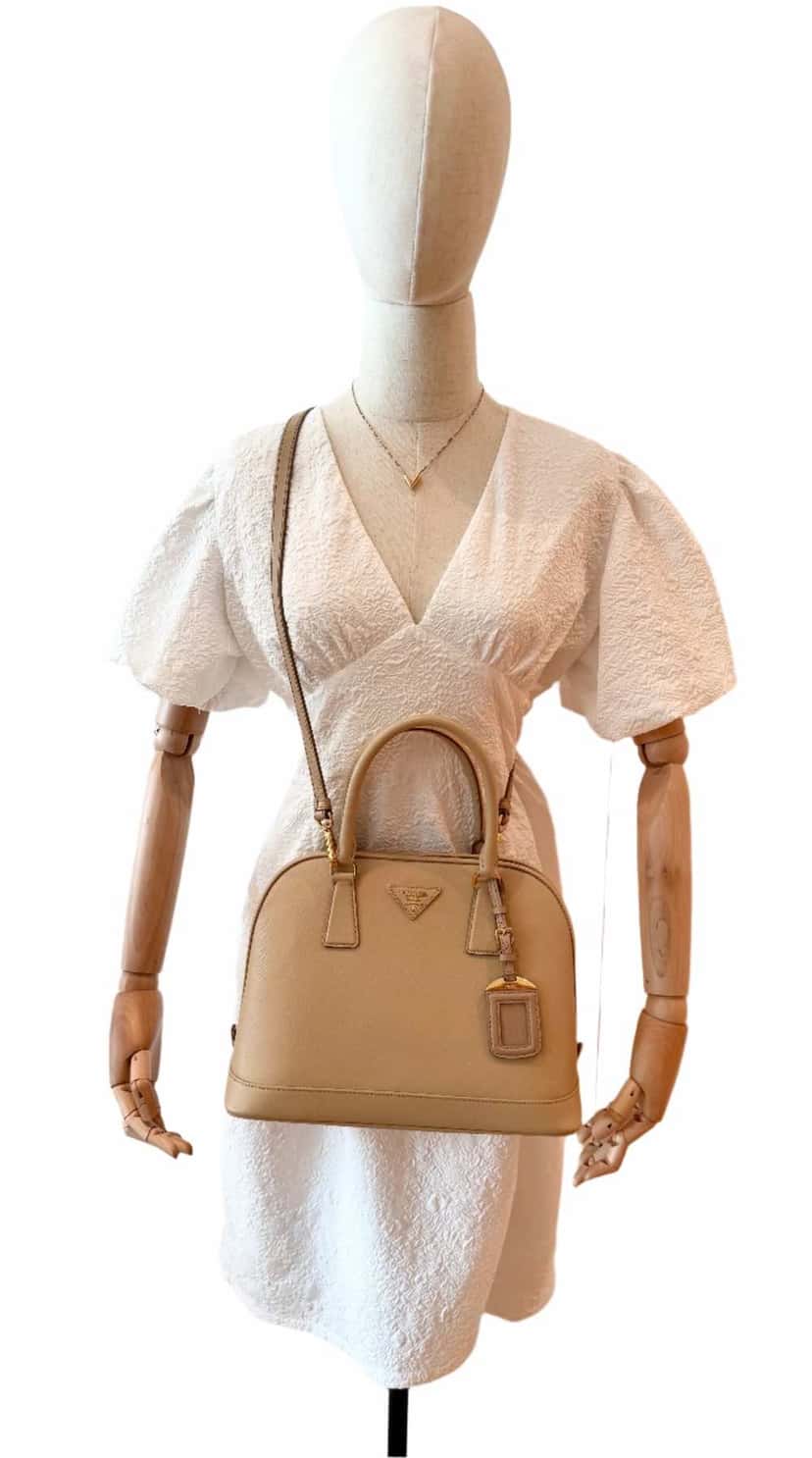 Prada Saffiano Beige Beige Leather Good condition - Box View