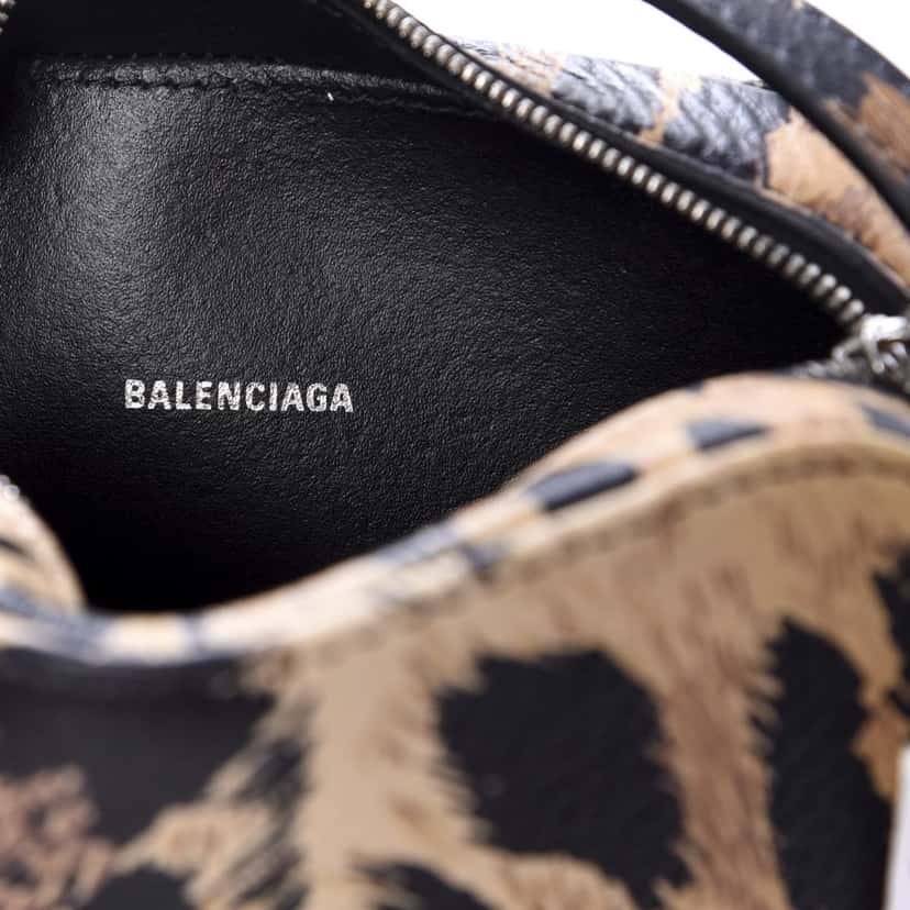 Balenciaga Balenciaga Calfskin Logo Printed Leopard XS Everyday Camera Bag Beige Leather Never worn, with tag - Model View