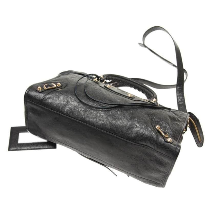 Balenciaga Balenciaga Classic City Grey Shiny Arena Leather Shoulder Bag Other Leather Never worn, with tag - Model View