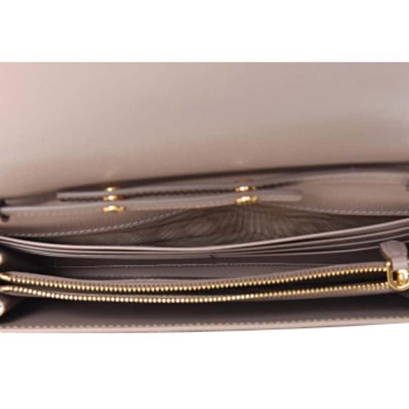 Prada Prada Cipria Beige Vitello Move Leather Chain Wallet Crossbody Beige Leather Never worn, with tag - Box View