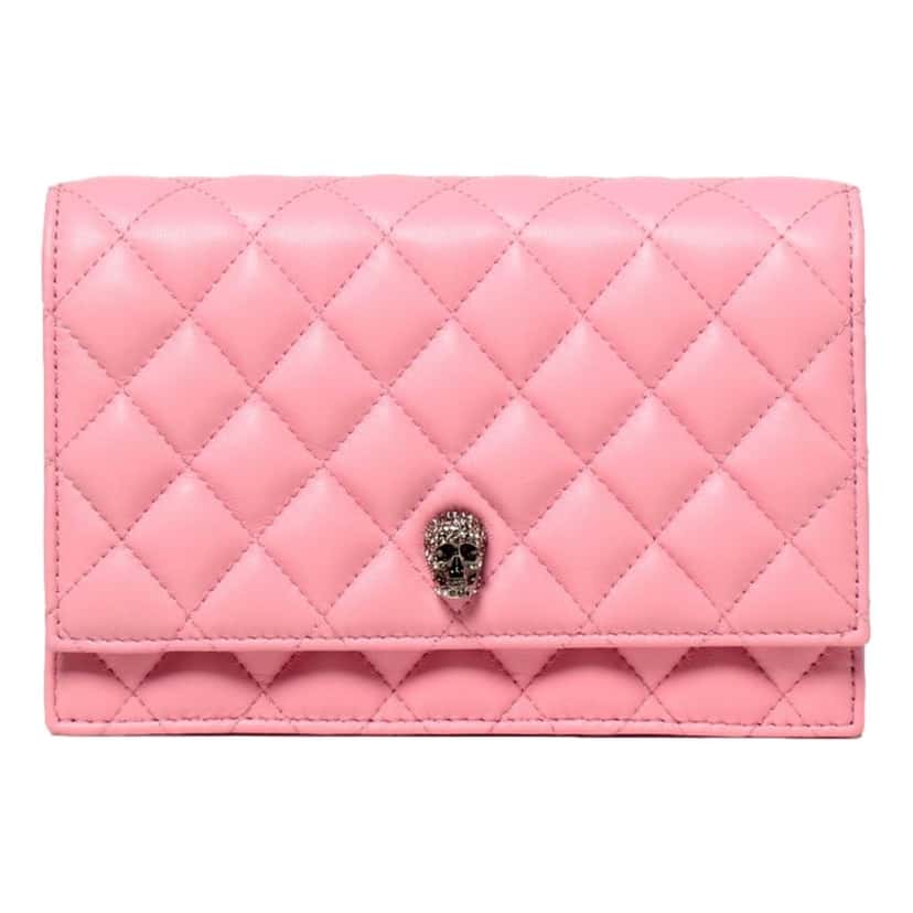 Alexander Mcqueen Alexander McQueen Pink Quilted Leather Skull Shoulder Bag Pink Leather Never worn, with tag - Front View