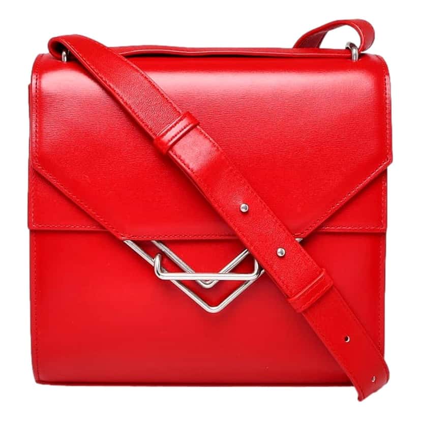 Bottega Veneta Bottega Veneta The Clip Womens Shoulder and Crossbody Bag Chili Red Calfskin Leather Red Leather Never worn, with tag - Front View
