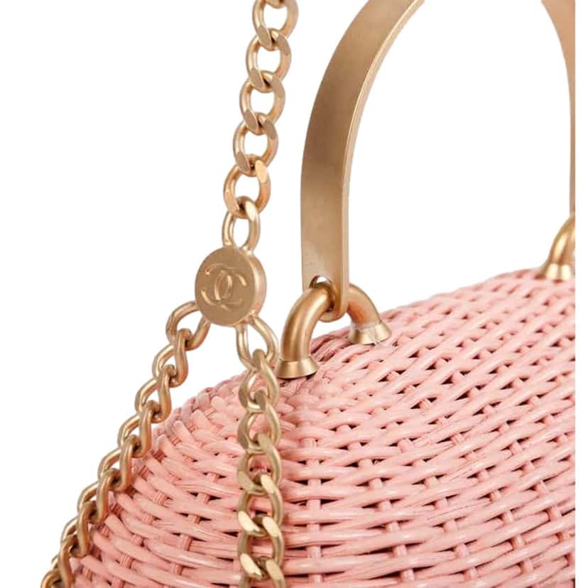 Chanel Chanel Pink Oval Wicker Heart CC Charm Closure 2-Way Handle Crossbody Bag Pink Very good condition - Model View