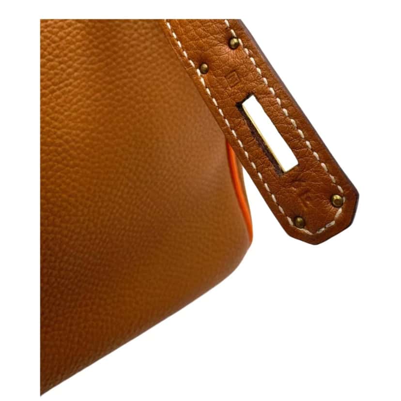 Hermès Birkin 35 Gold Hardware Gold Leather Gold Never worn - Model View