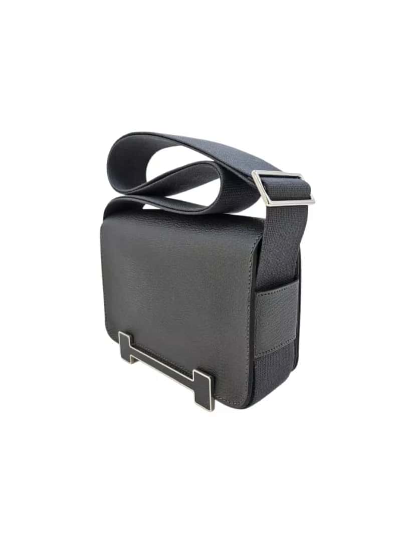 Hermès Geta Gris Chèvre Leather Grey Leather Never worn - Inside View