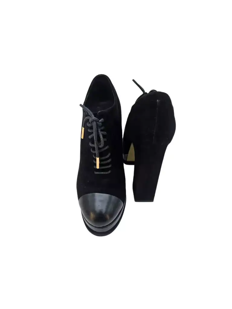 Chanel Suede Cap Toe Boots Black Leather Very good condition - Model View