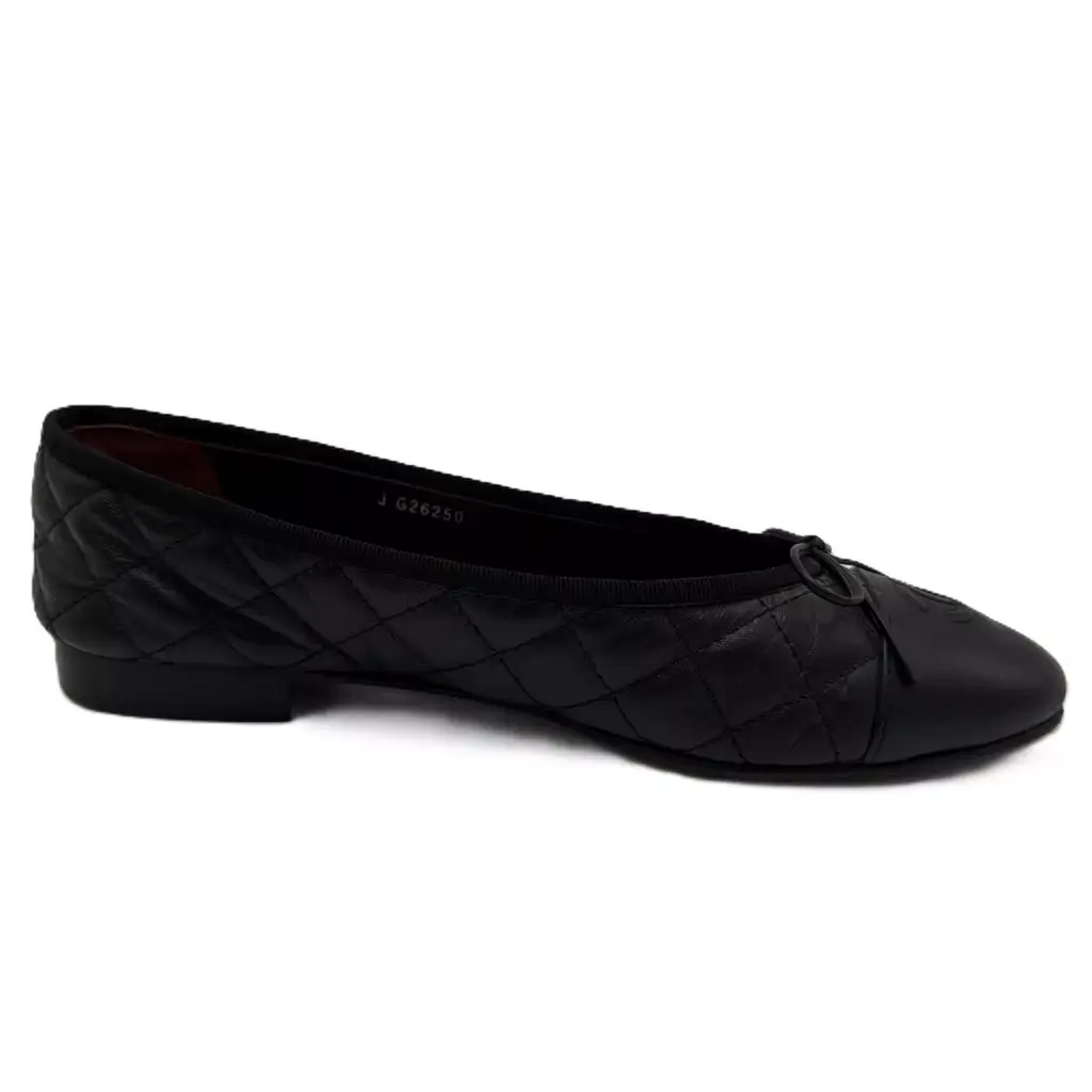 Chanel Aged Calfskin Ballerina Flats Black Leather Very good condition - Front View