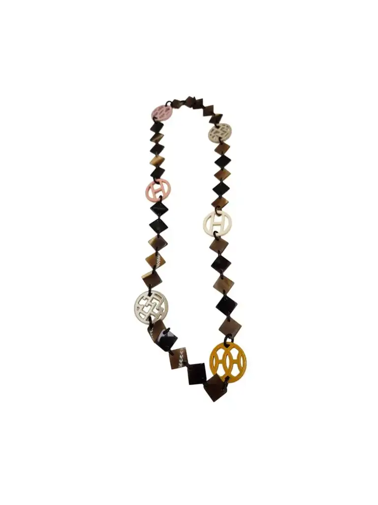 Hermès Buffalo Horn Lacquer Necklace MultiColor Good condition - Model View