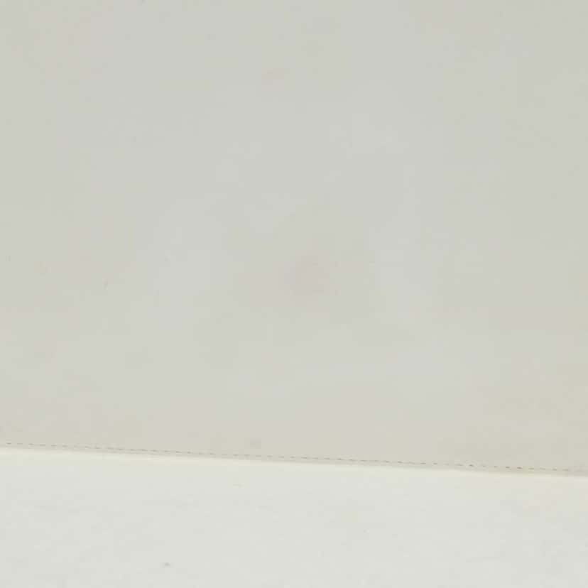 Chanel CC Chain Shoulder Bag White Leather Good condition - Inside View