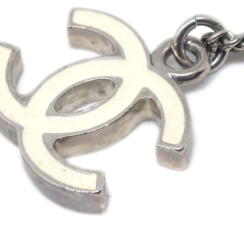 Chanel CC Logo Pendant Necklace Silver Good condition - Inside View