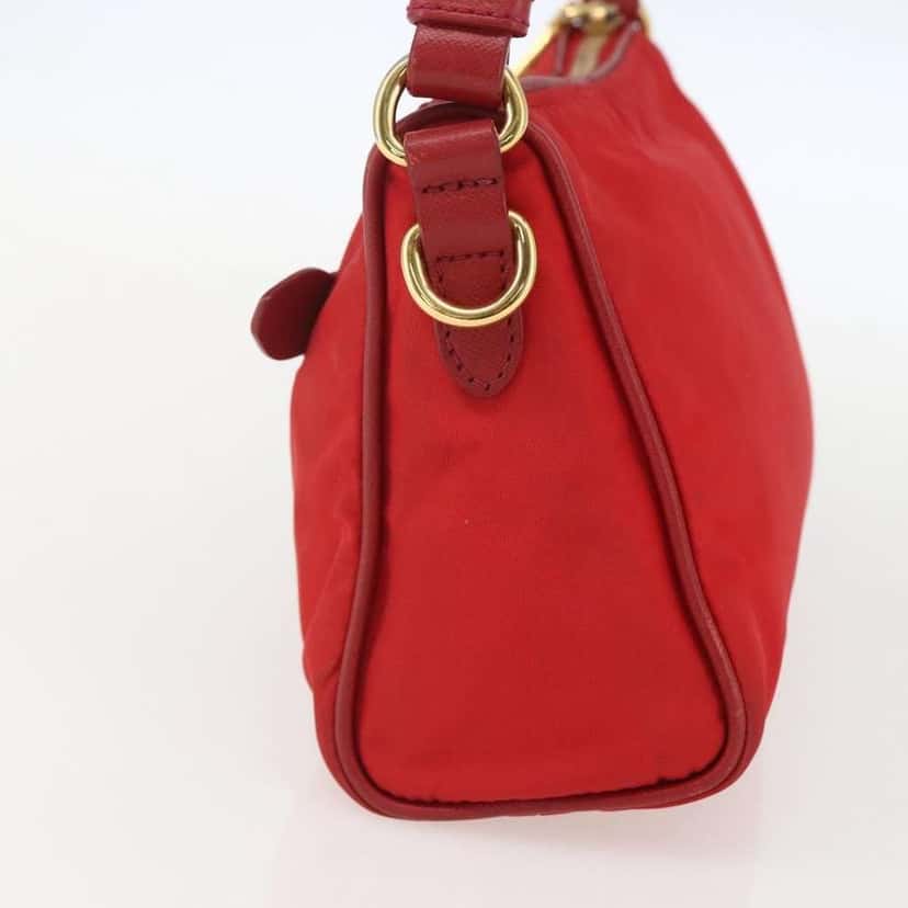Prada Vintage Shoulder Bag Red Good condition - Model View