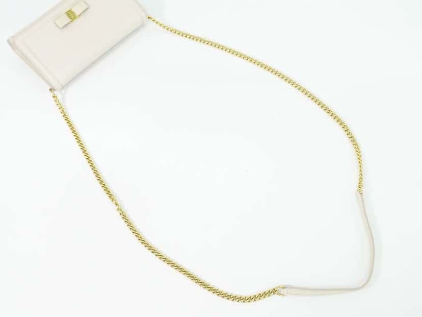 Salvatore Ferragamo Vara Bow Chain Flap Bag Beige Leather Good condition - Box View