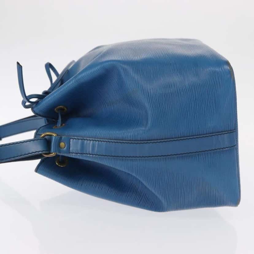 Louis Vuitton Petit Noe Handbag Blue Leather Fair condition - Model View