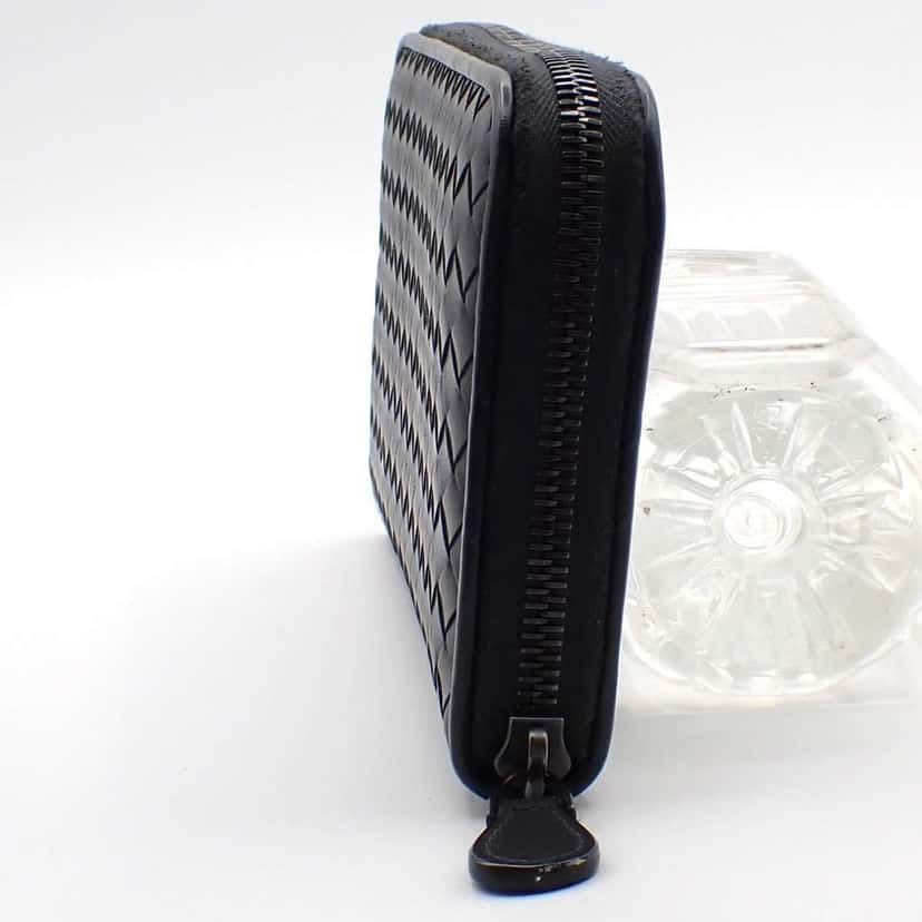 Bottega Veneta Intrecciato Long Zip  Wallet Black Leather Good condition - Model View