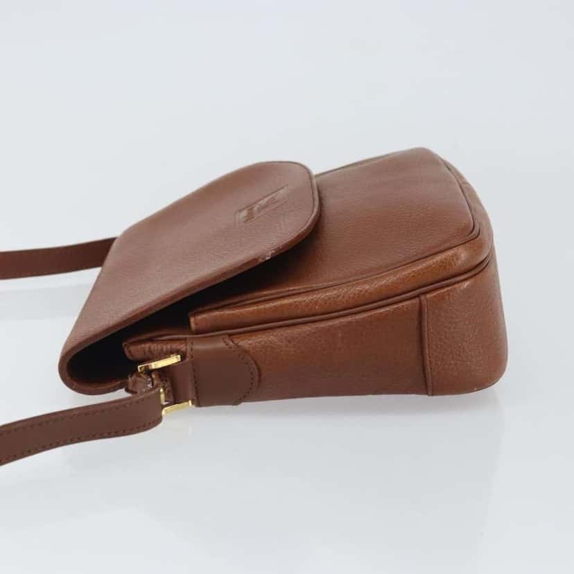 Burberry Vintage Shoulder Bag Brown Leather Good condition - Model View