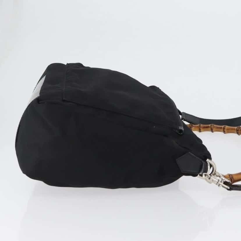 Gucci Vintage Bamboo Shoulder Bag Black Good condition - Model View