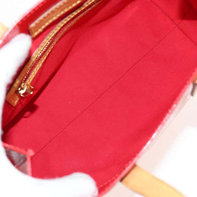 Louis Vuitton Reade Handbag Red Good condition - Box View