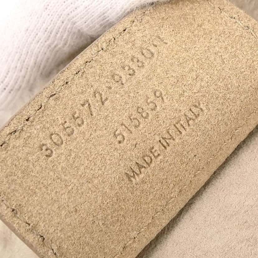 Balenciaga Papier B4 Zip Around Classic Studs Bag Beige Fur Good condition - Model View