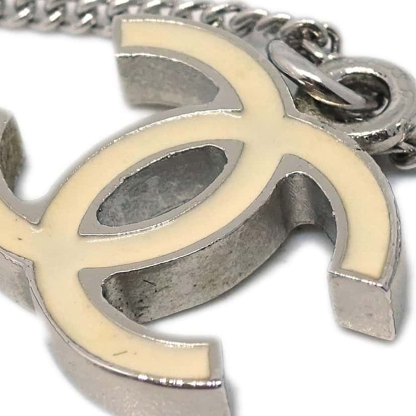 Chanel CC Logo Pendant Necklace Silver Good condition - Inside View