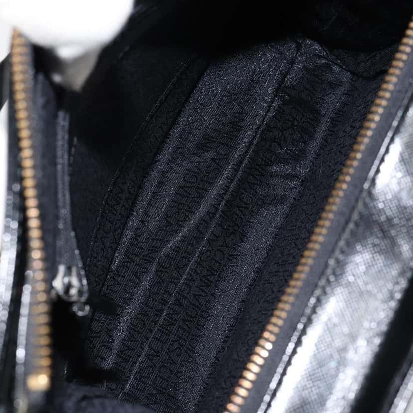 Versace Vintage Shoulder Bag Black Leather Good condition - Box View