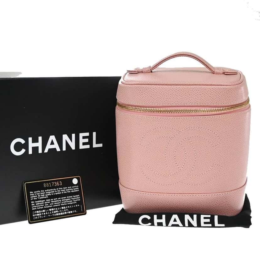 Chanel Vintage Timeless Cosmetic Case Pink Leather Good condition - Front View