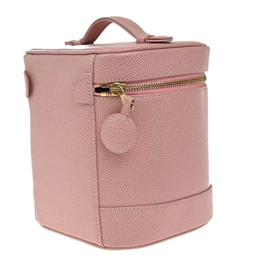 Chanel Vintage Timeless Cosmetic Case Pink Leather Good condition - Model View