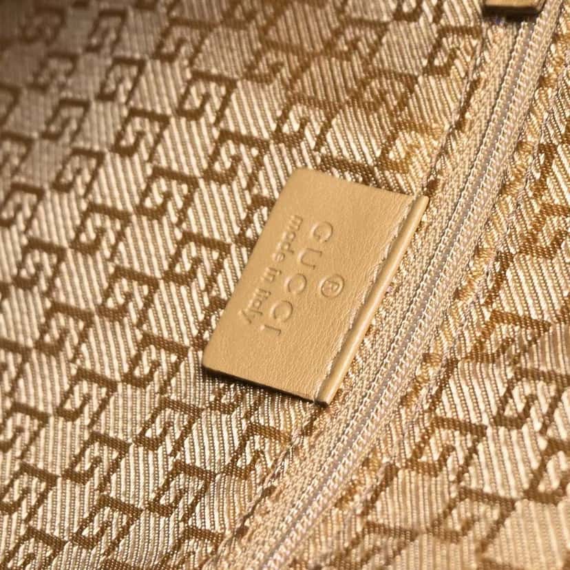 Gucci Diana Bamboo Shoulder Bag Brown Leather Good condition - Model View