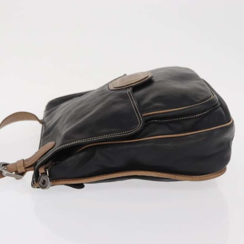 Loewe Anagram Shoulder Bag Black Leather Good condition - Model View