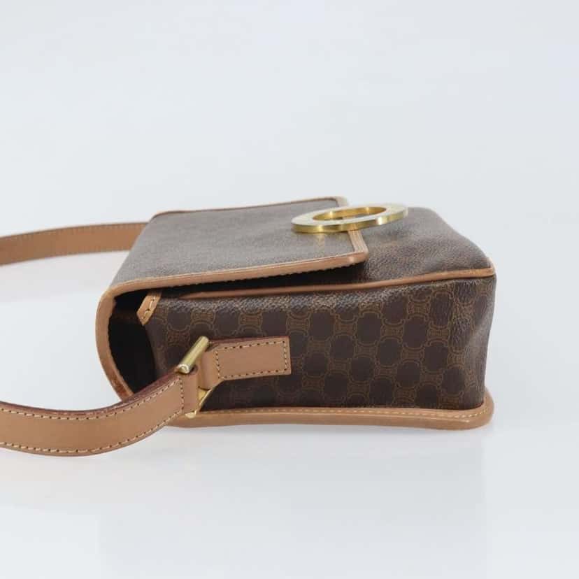 Celine Vintage Macadam Circle Logo Shoulder Bag Brown Good condition - Model View