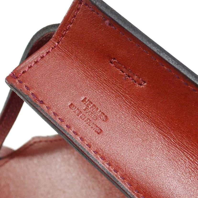 Hermès Onimaitou Pochette Burgundy Leather Good condition - Model View