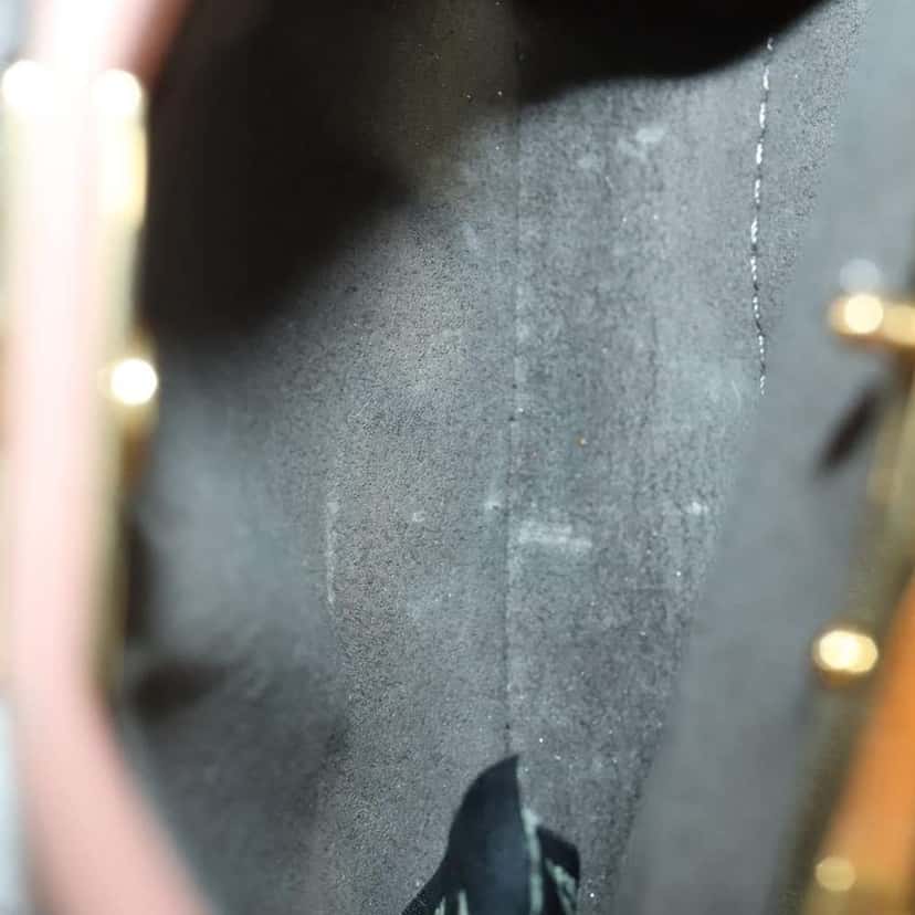 Fendi Peekaboo Bag Pink Leather Good condition - Box View